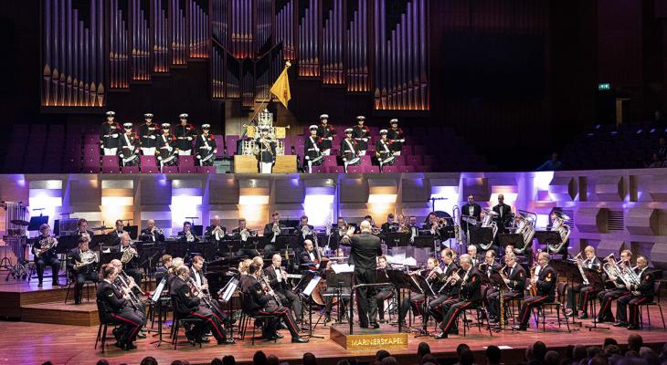 Full Size Conducting, deelnemend orkest